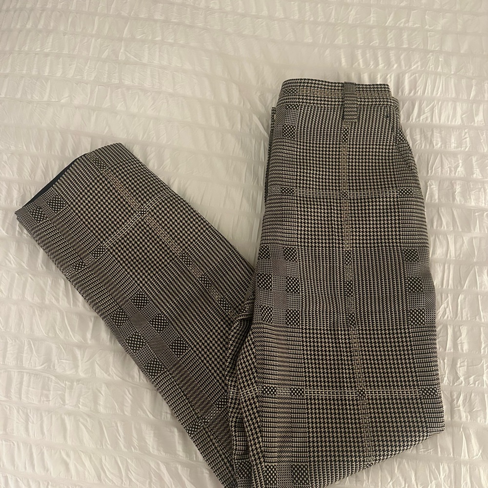 Burberry Women’s Trouser - US SIZE 6